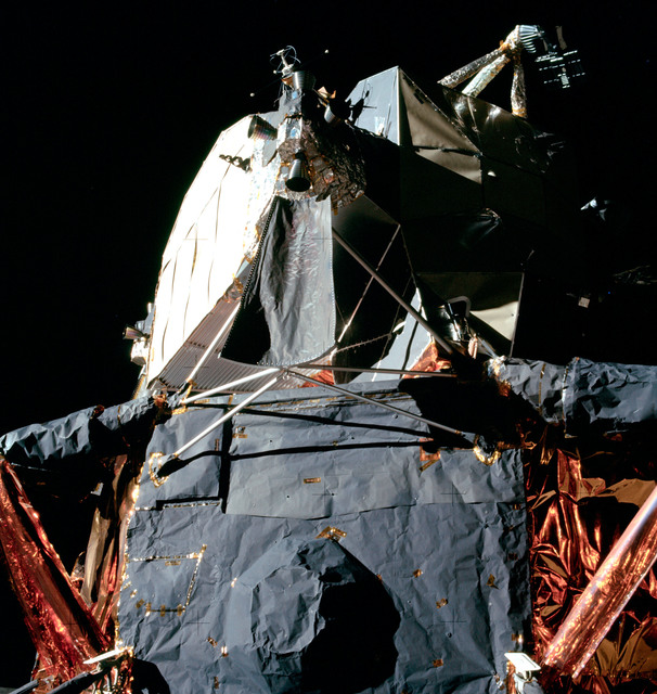 lunar module apollo 11 close up